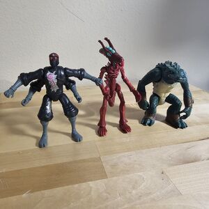 3x TMNT Teenage Mutant Ninja Turtles Figures Leatherhead Squirrelanoid Foot Clan